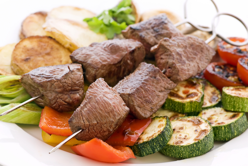 Caveman Diet vs. Mediterranean Diet: Who’s Right?